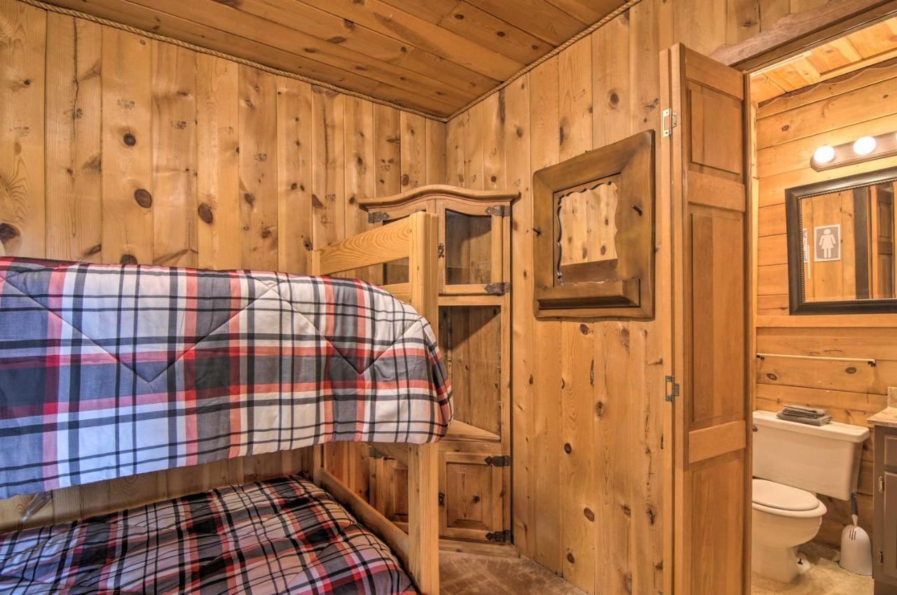 Pet-Friendly Duck Creek Village Retreat With Deck! Экстерьер фото